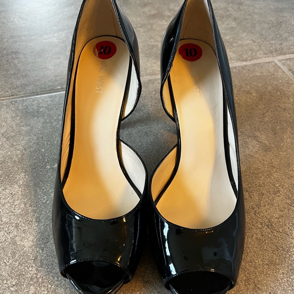 Nine West platform heel